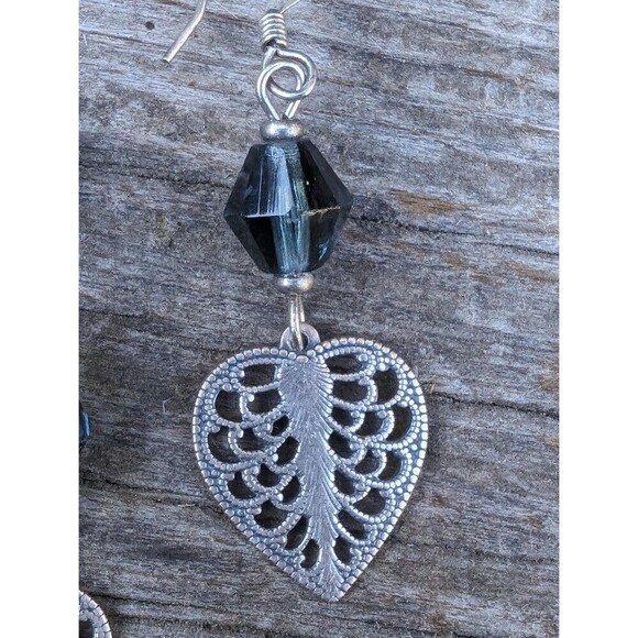 Vintage Blue Crystal Heart Earrings - Picture 5 of 8